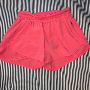 Lululemon tracker shorts